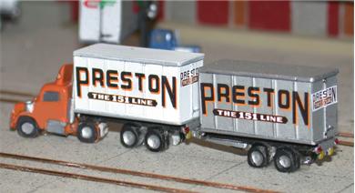 20' Trailer or Containers with Decals- Z Scale