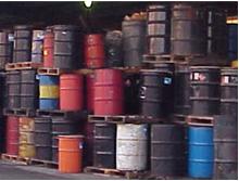55-Gallon Drums Stacks - Z Scale