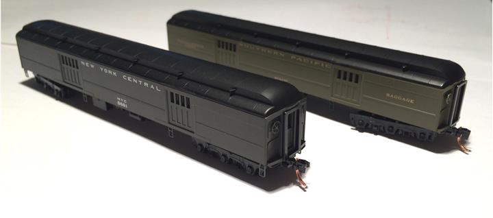 MICRO-TRAINS Baggage Cars - Front View